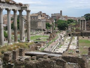 The Roman Forum (photo by traveldigg) 